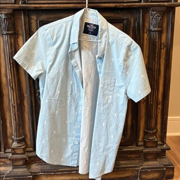 BOYS HOLLISTER SHIRT SIZE SMALL - Picture 3 of 5